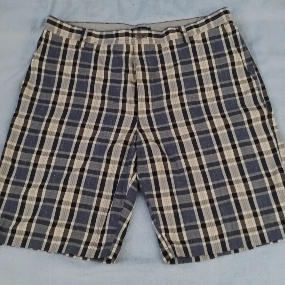 Van Heusen Studio Men's Shorts!